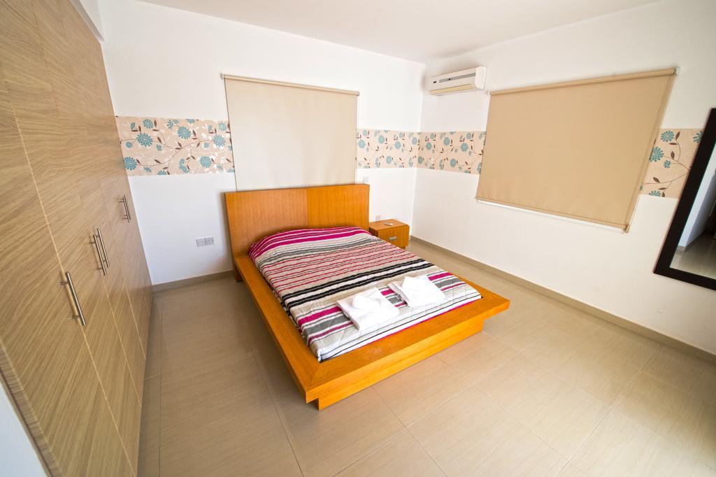 Hara Nissi Beach Villas Agia Napa Zimmer foto